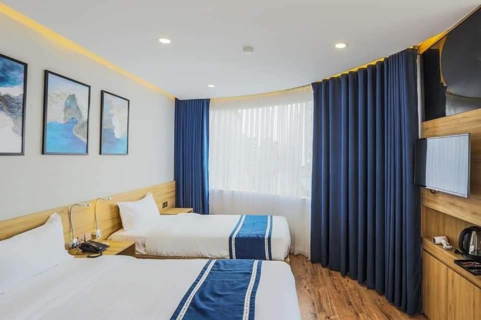 Doji Stars Hotel Da Nang Bagian luar foto